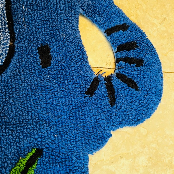 Monkey Kingdom Reversible Rug Elephant 30” wide x 25” tall - Picture 6 of 8